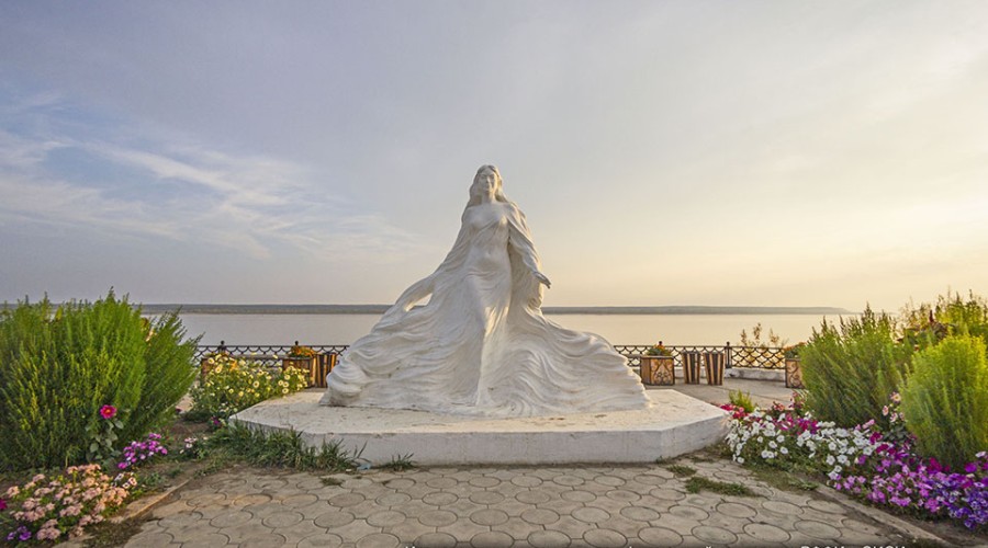 Памятник реке Красавица Лена